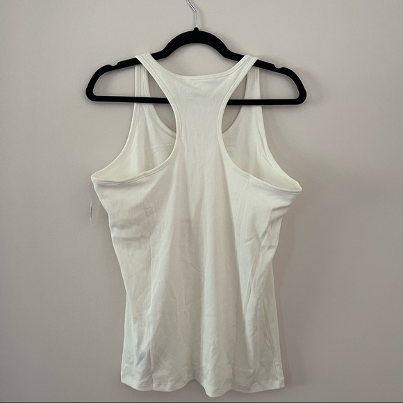 NWT Gap Ribbed Tank with Built in Bra White Size XL - Picture 4 of 8